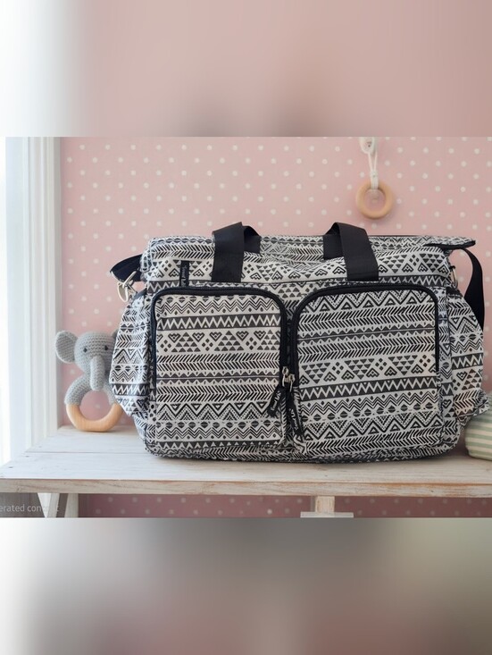 Trend Lab Handbags - Vintage Deluxe Diaper Bag Trend Lab Geometric Smoke Free Home Great Condition